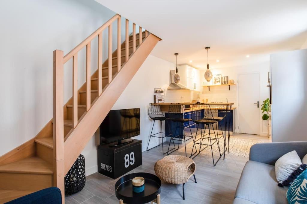 Petite Maison De Charme A 10 Minutes De ! Ferienhaus Montévrain